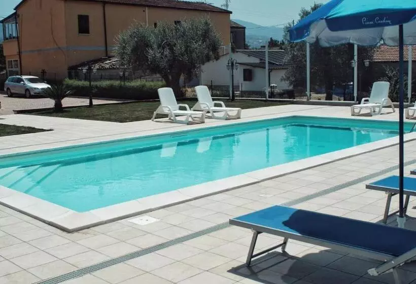 Aamiaismajoitus (B&B) Agriturismo Albachiara