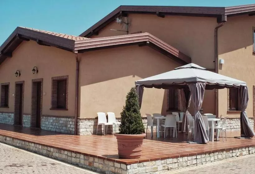 Aamiaismajoitus (B&B) Agriturismo Albachiara