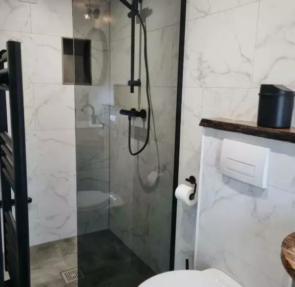 Aamiaismajoitus (B&B) Kavel 90