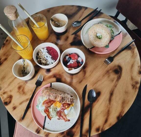 住宿加早餐  Kavel 90