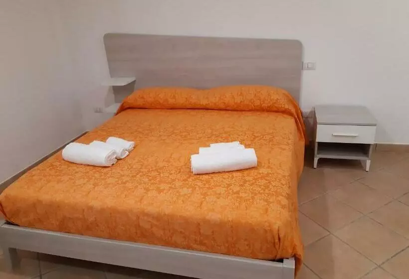 Aamiaismajoitus (B&B) Villa Lucilla