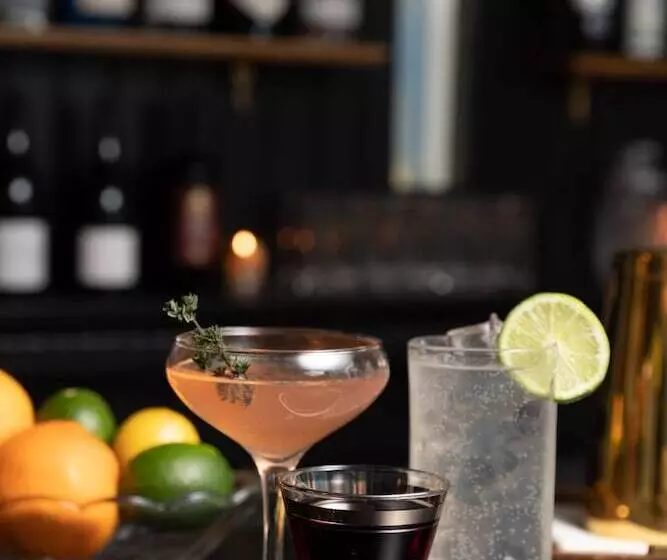 ホテル The Alander