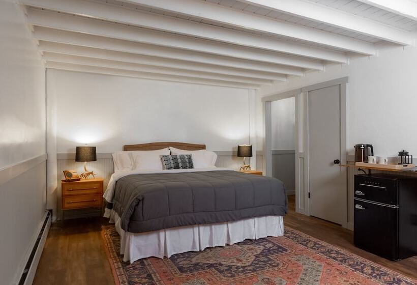 בית מלון כפרי The Alander