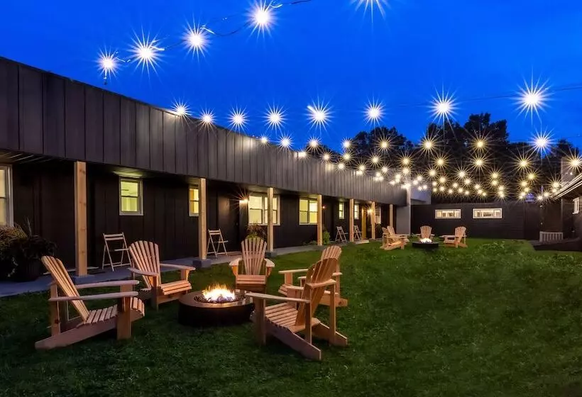 ホテル The Alander