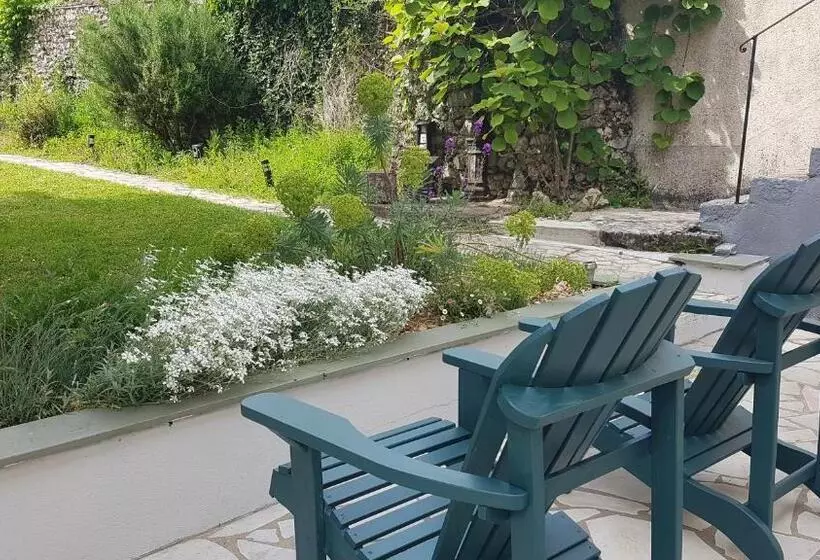 Majatalo Les Sept Tilleuls   Chambres D Hôtes