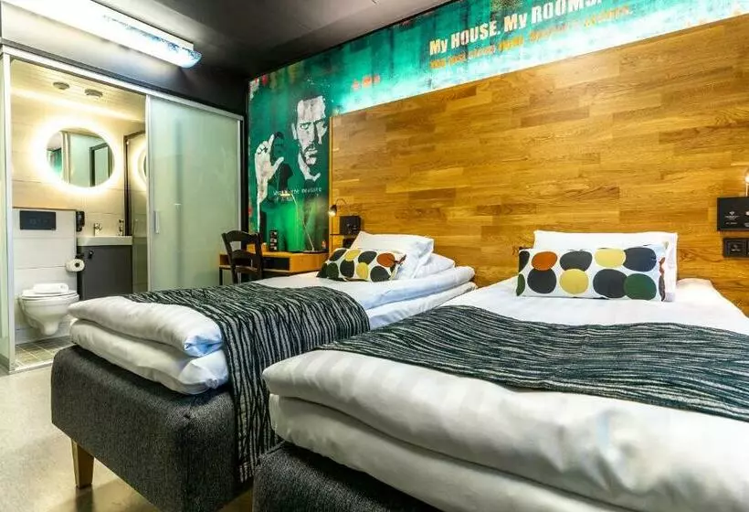 Retkeilymaja Time Rooms Sairaala Novan Vieressä