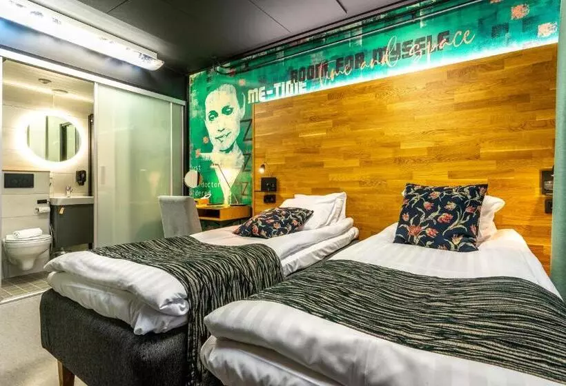 Retkeilymaja Time Rooms Sairaala Novan Vieressä