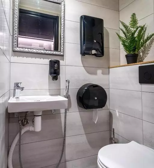 Retkeilymaja Time Rooms Sairaala Novan Vieressä