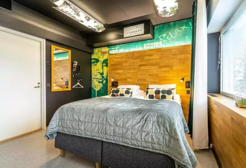 Retkeilymaja Time Rooms Sairaala Novan Vieressä