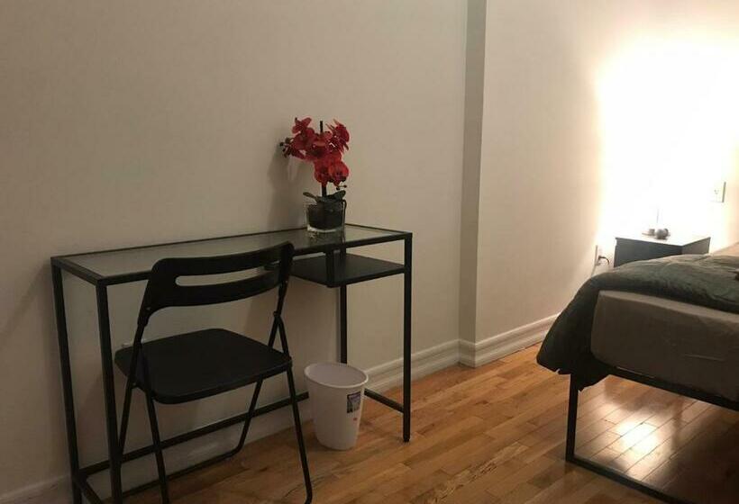 הוסטל Upper Manhattan Bedrooms