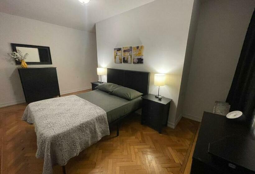 הוסטל Upper Manhattan Bedrooms