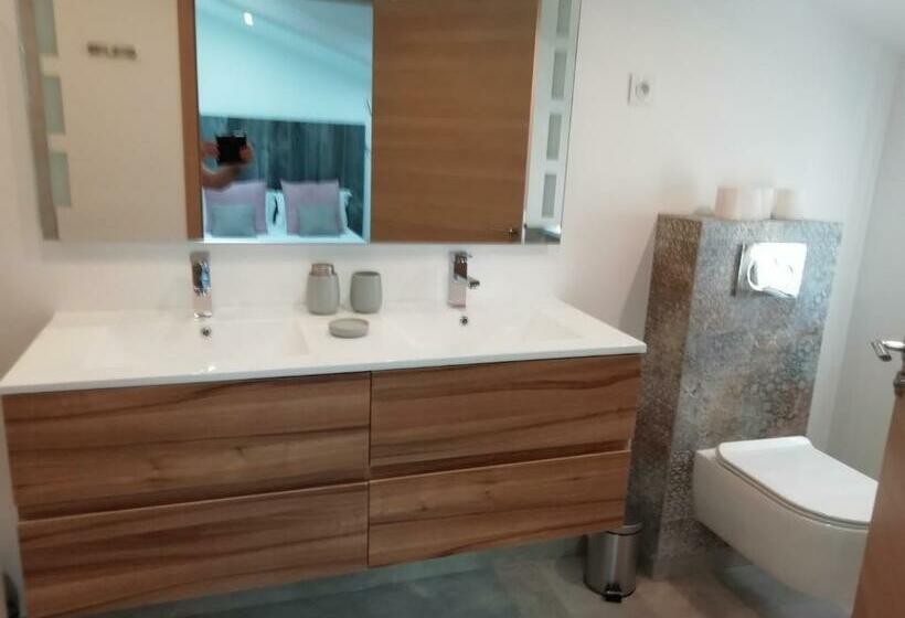 تختخواب و صبحانه Les Chambres Du Saunier