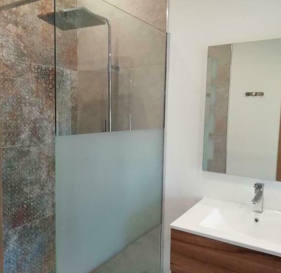 تختخواب و صبحانه Les Chambres Du Saunier