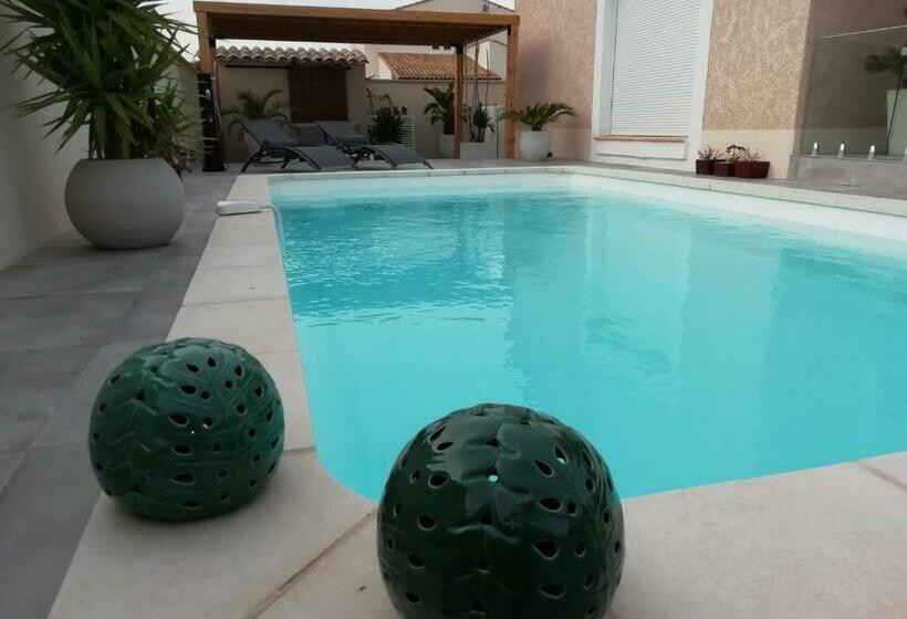 تختخواب و صبحانه Les Chambres Du Saunier