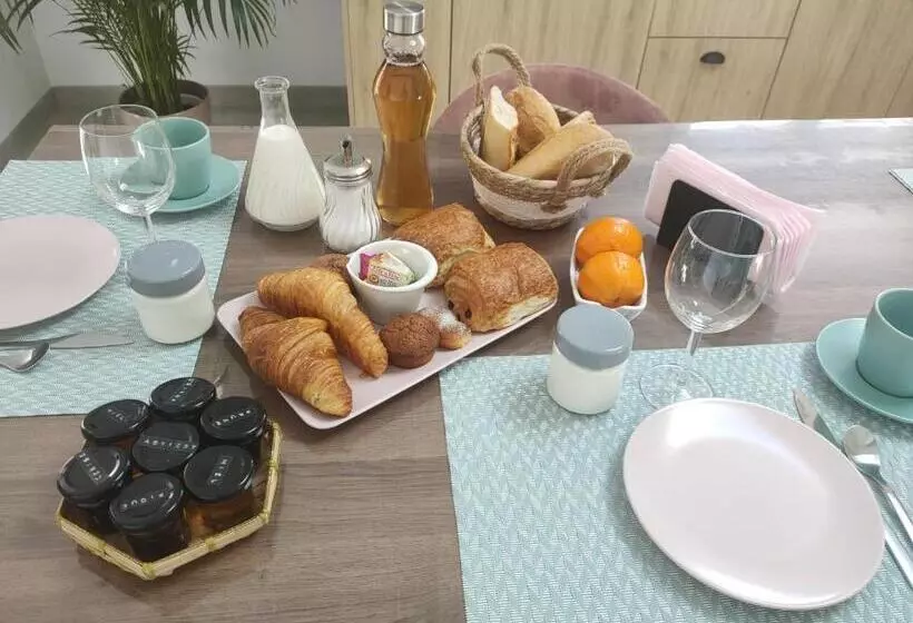 Aamiaismajoitus (B&B) Les Chambres Du Saunier