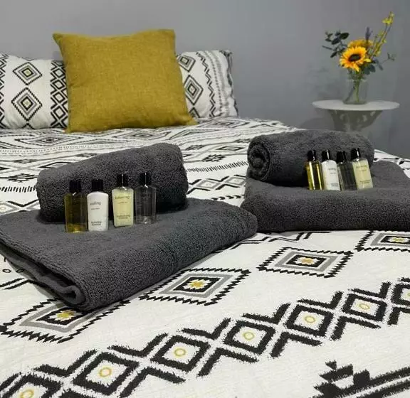 Grays Accommodation B&b