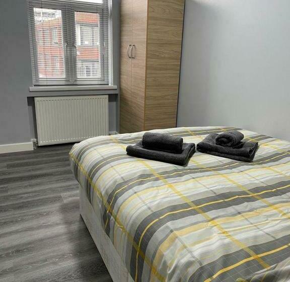 Grays Accommodation B&b