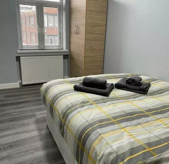 Grays Accommodation B&b