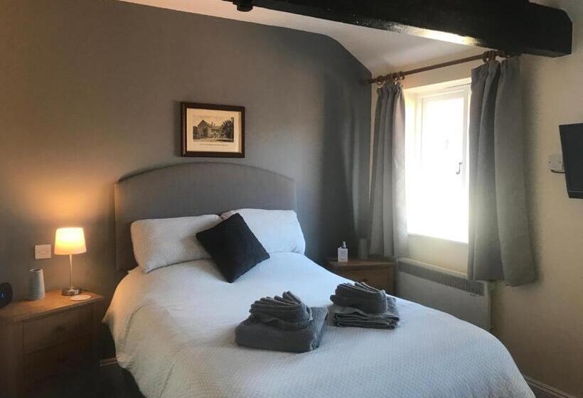 מוטל The Swan Inn Newport