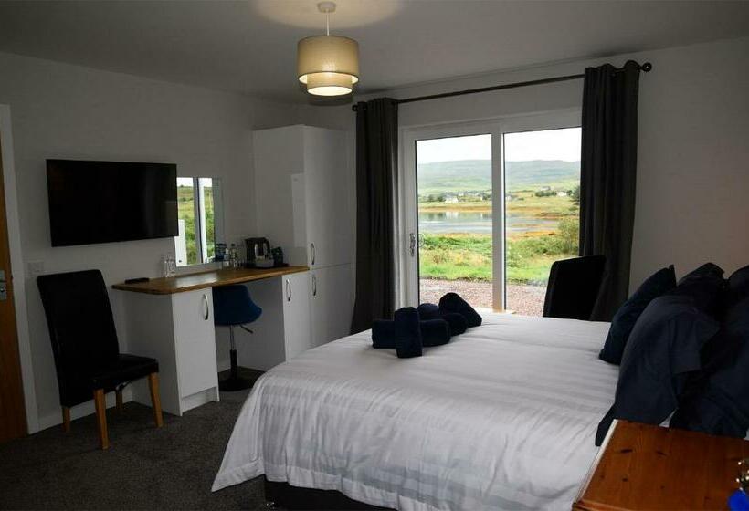 펜션 Treaslane Bridge House