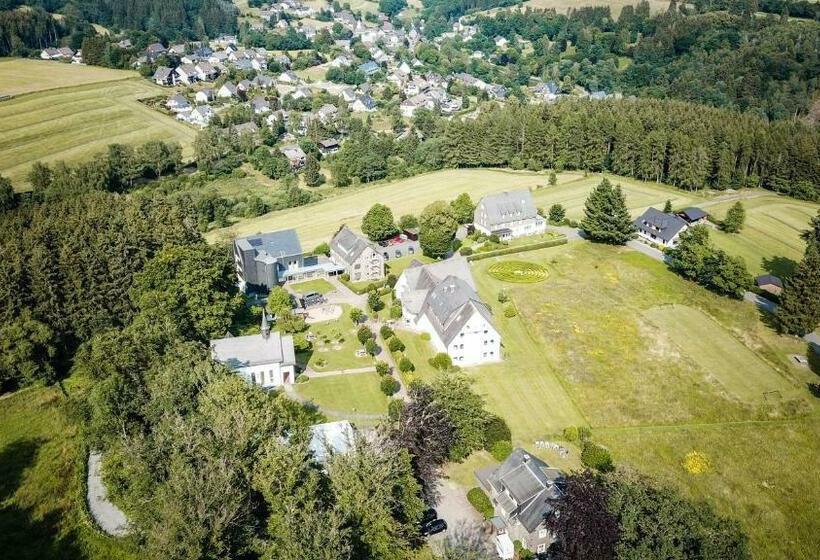 هاستل St. Bonifatius