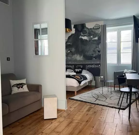 ベッドアンドブレックファースト Domaine Clairfontaine Noyarey   Suites Junior