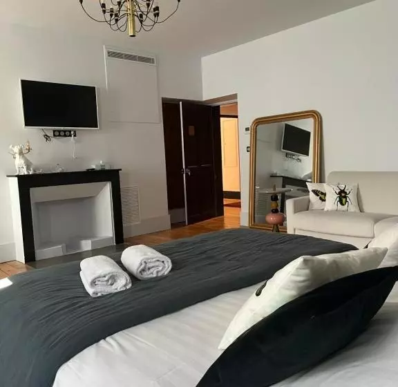 ベッドアンドブレックファースト Domaine Clairfontaine Noyarey   Suites Junior