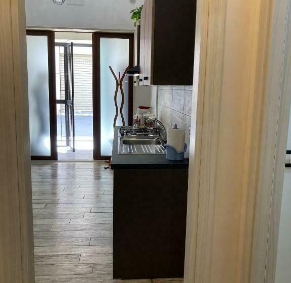 تختخواب و صبحانه Il Turista Russo