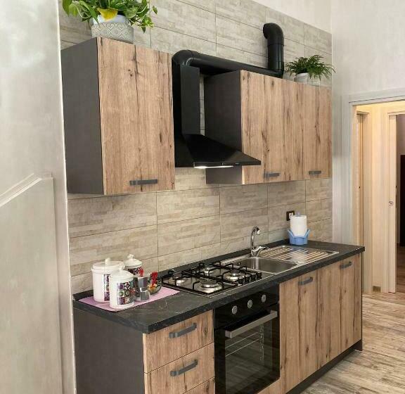 تختخواب و صبحانه Il Turista Russo