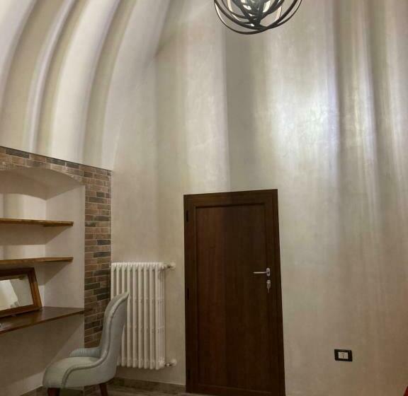 تختخواب و صبحانه Il Turista Russo