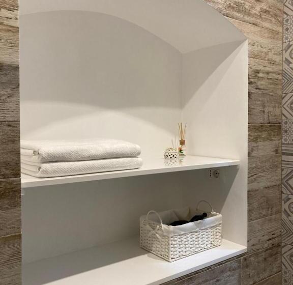 تختخواب و صبحانه Il Turista Russo