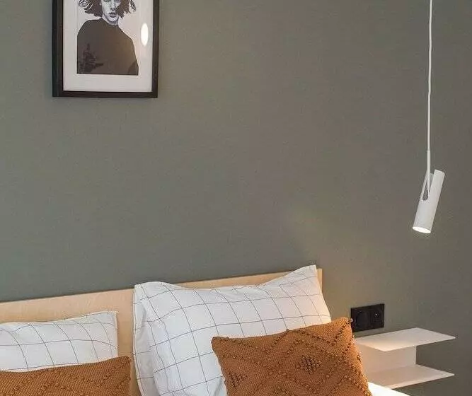 ベッドアンドブレックファースト Salty Woods Lodge