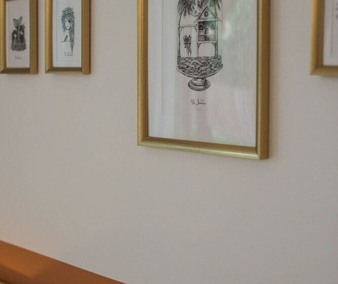 ベッドアンドブレックファースト Salty Woods Lodge