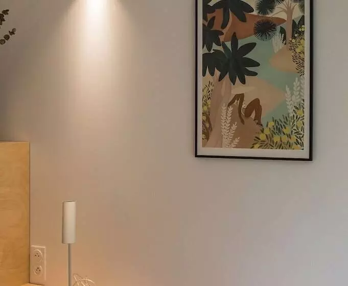 ベッドアンドブレックファースト Salty Woods Lodge