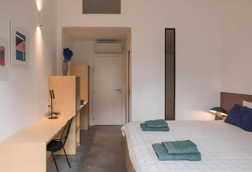 تختخواب و صبحانه Salty Woods Lodge, Chambre D Hôtes