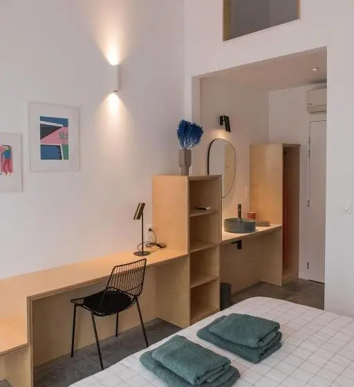 تختخواب و صبحانه Salty Woods Lodge, Chambre D Hôtes