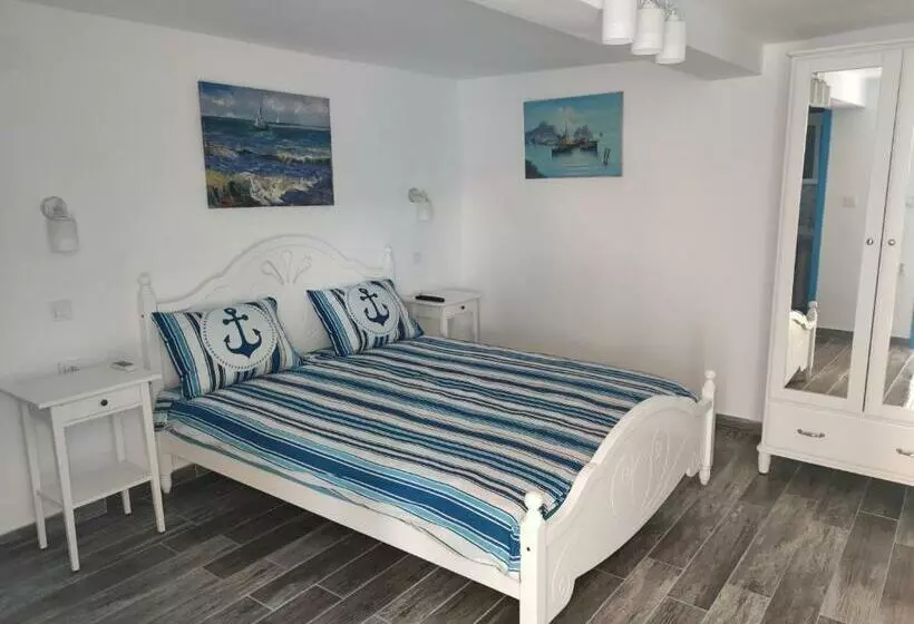 Pensiune Blue Coral Jurilovca