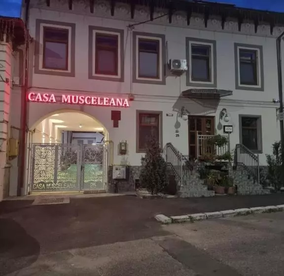 ペンション Casa Musceleana