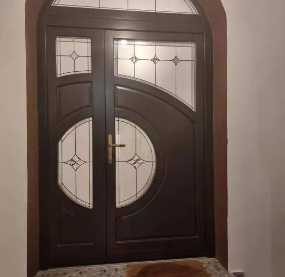 ペンション Casa Musceleana