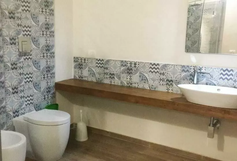 Majatalo Correri 125