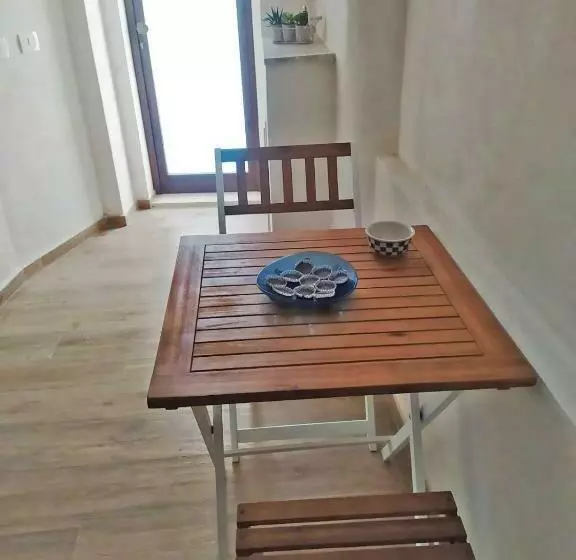 Majatalo Correri 125