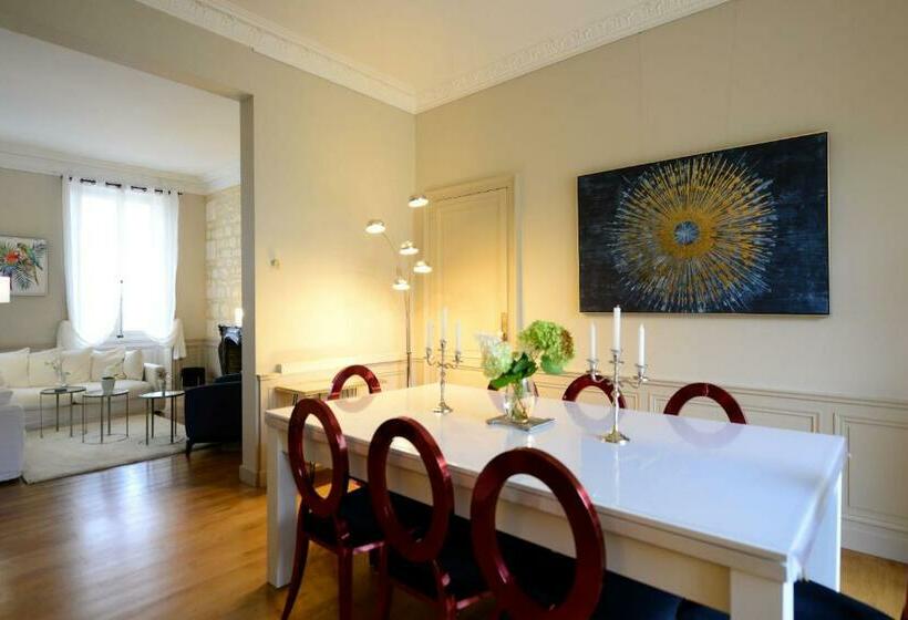 پانسیون Le Twelve