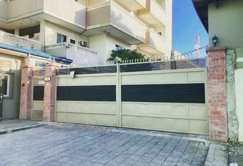 بنسيون The Uniquely Industrial