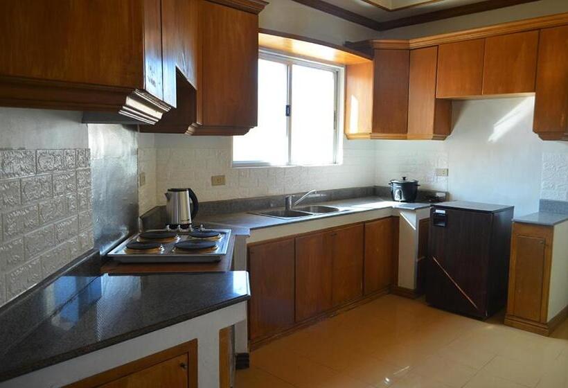 بنسيون The Uniquely Industrial