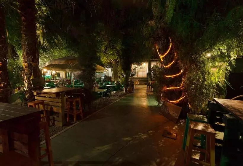 הוסטל La Casa Verde