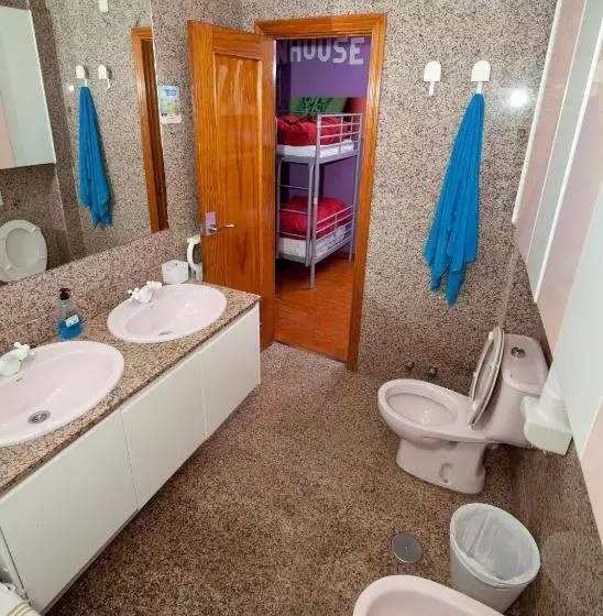 הוסטל La Casa Verde