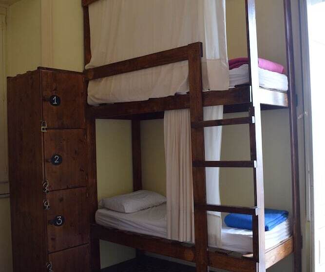 הוסטל Private Room Stanza Privata With Private Bathroom   Shared Kitchen And Beautiful Terrace On Taormina