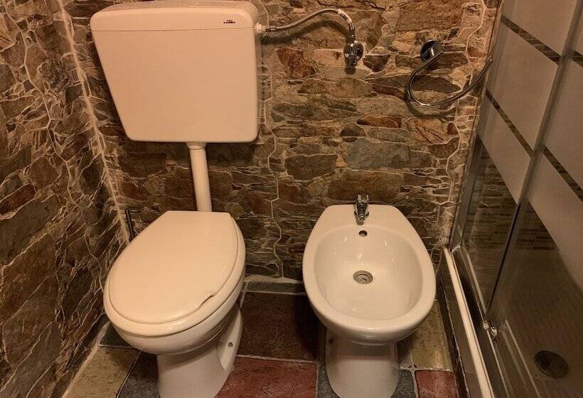 הוסטל Private Room Stanza Privata With Private Bathroom   Shared Kitchen And Beautiful Terrace On Taormina