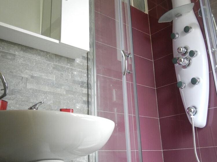 הוסטל Private Room Stanza Privata With Private Bathroom   Shared Kitchen And Beautiful Terrace On Taormina