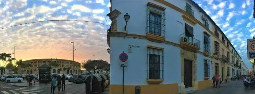 הוסטל Hostal Baobab